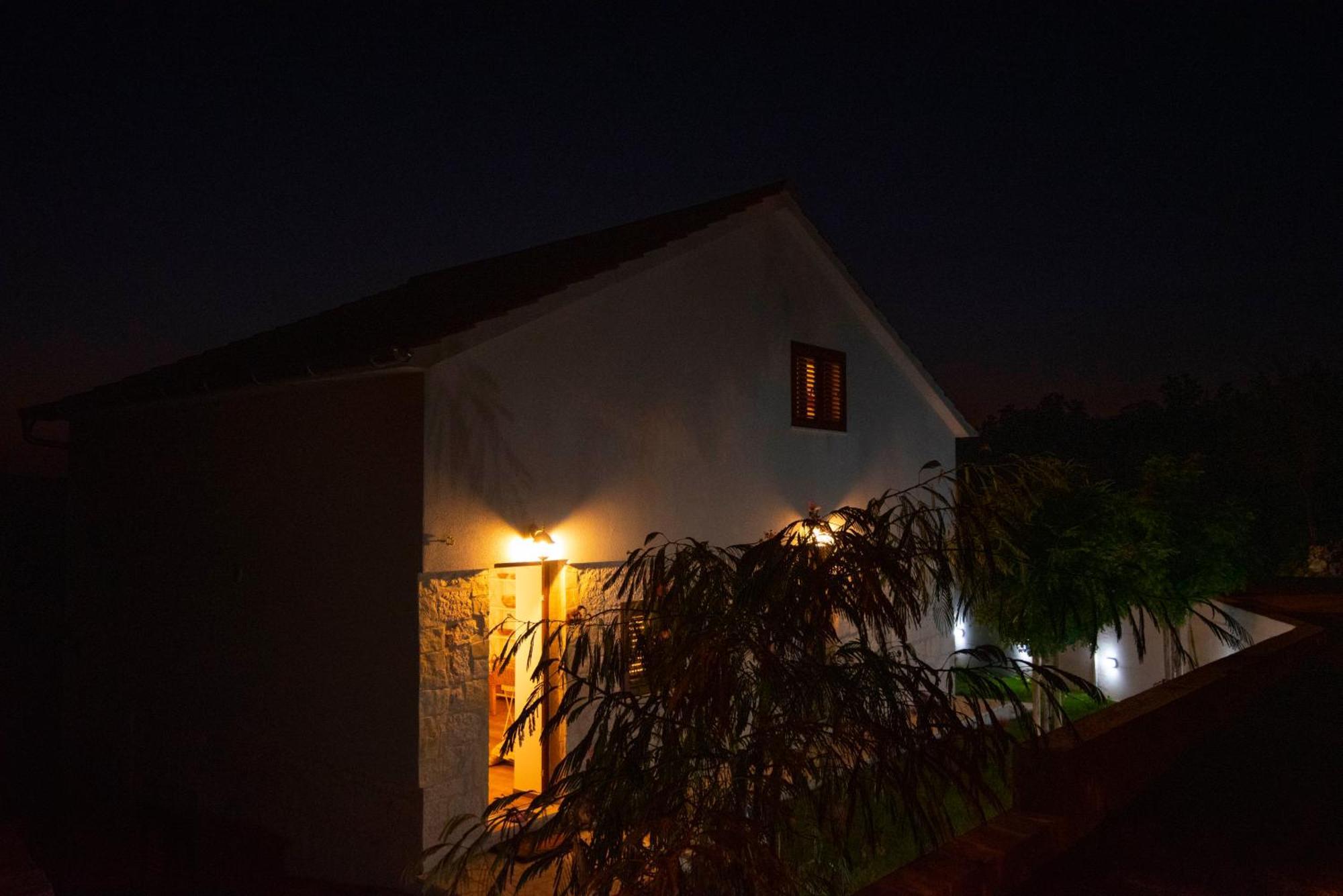Villa Vita Trilj Exterior photo